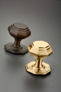 Centre Door Knobs - Spira Brass 