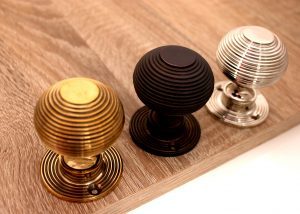 Beehive Door Knob - Spira brass